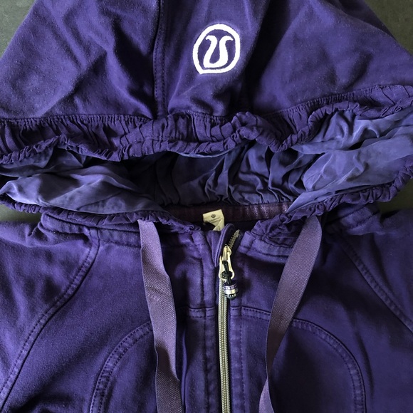 LULULEMON Scuba Zip Up Purple Jacket Ruffle Hoodie Sz 6 w/ Thumbholes - Picture 3 of 8
